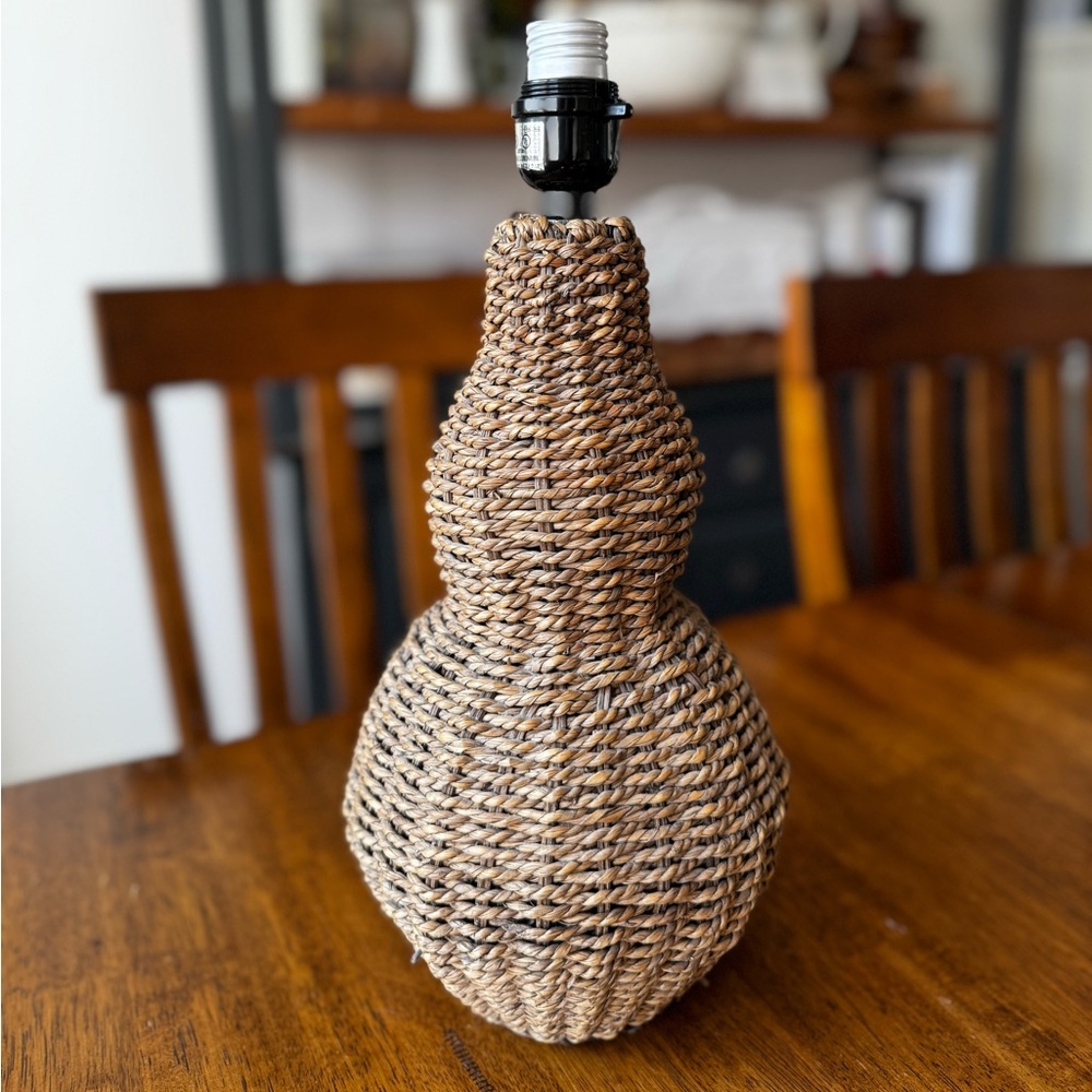 Vintage rattan wicker Lamp no shade Boho Cottage Core 11.5” Works